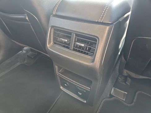 Used 2024 Ford Edge Titanium AWD/4WD image 81