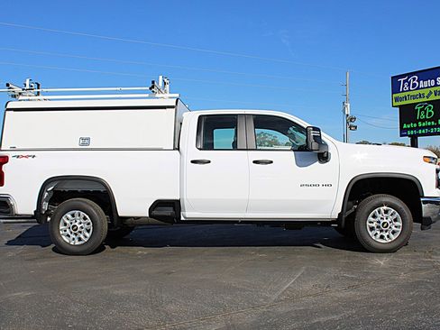 Used 2025 Chevrolet Silverado 2500 W/T w/ WT/CX Safety Package image 8