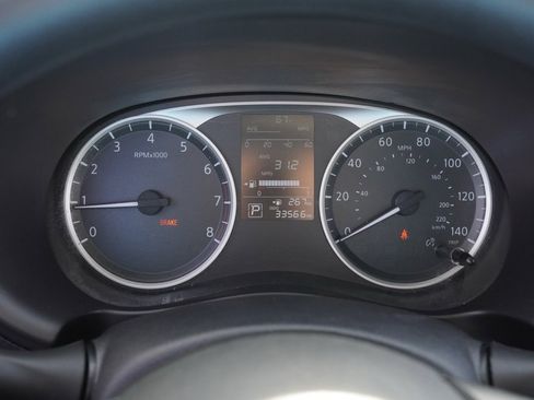 Certified 2024 Nissan Kicks S image 12