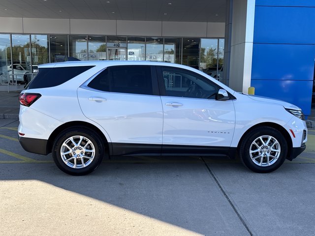 Used 2024 Chevrolet Equinox LT FWD image 2