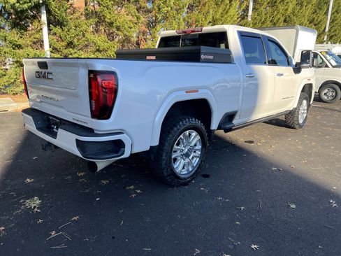 Used 2023 GMC Sierra 2500 Denali w/ Denali Ultimate Package image 8