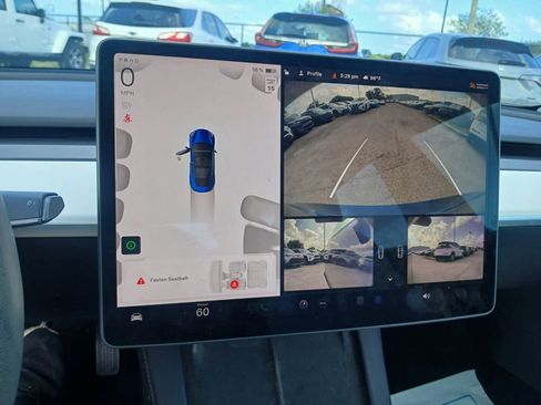 Used 2023 Tesla Model 3 Standard Range RWD image 29
