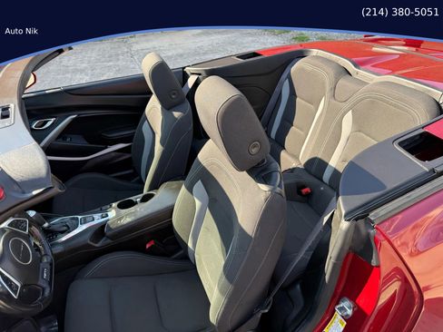 Used 2017 Chevrolet Camaro LT image 33