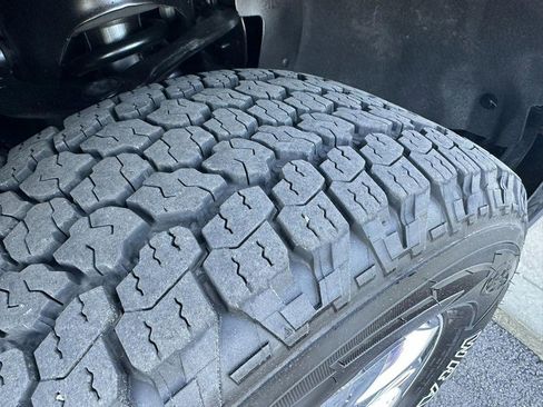 Used 2013 Ford F150 XLT w/ Luxury Equipment Group AWD/4WD image 15