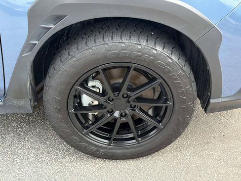 Used 2024 Subaru Crosstrek 2.0i Premium AWD/4WD image 12