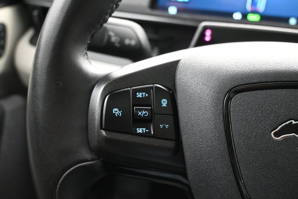 Used 2022 Ford Mustang Mach-E Premium AWD/4WD image 17