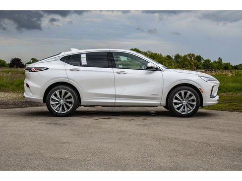 New 2025 Buick Envista Avenir image 41
