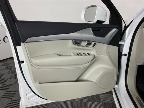 Used 2023 Volvo XC90 B5 Core w/ Protection Package Premier image 13