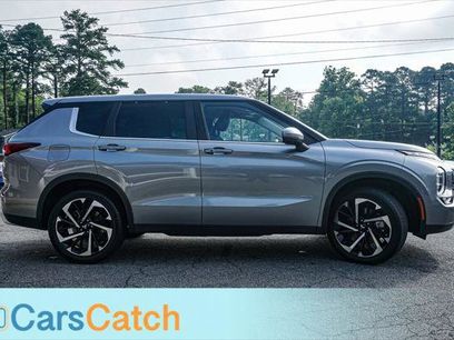 Used 2023 Mitsubishi Outlander SE
