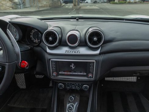 Used 2016 Ferrari California T RWD image 72