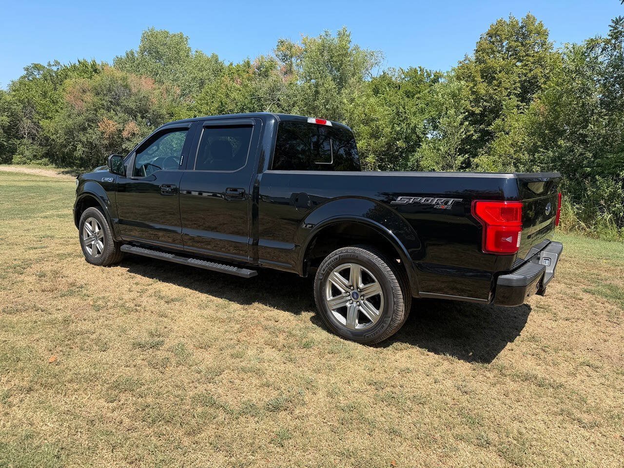 Used 2018 Ford F150 Lariat w/ Equipment Group 502A Luxury AWD/4WD image 7