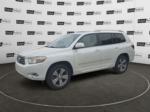 Used 2009 Toyota Highlander Sport FWD image 2