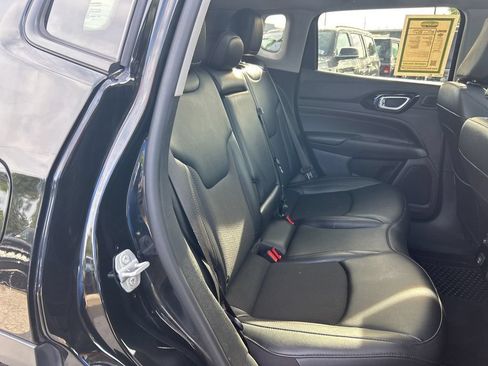 Certified 2022 Jeep Compass Trailhawk w/ Sun and Sound Group AWD/4WD image 28