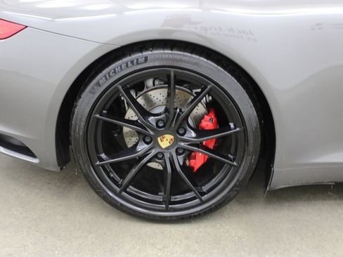 Certified 2018 Porsche 911 Carrera S RWD image 14