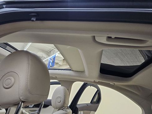 Used 2015 Mercedes-Benz C 300 4MATIC Sedan w/ Multimedia Package image 37