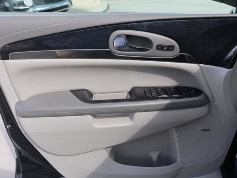 Used 2017 Buick Enclave Premium w/ Experience Buick Package image 28