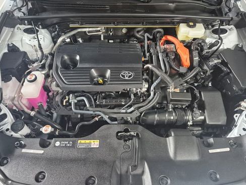 Certified 2026 Toyota Crown AWD/4WD image 8