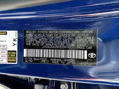 Used 2024 Toyota Prius LE FWD image 16