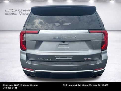 Used 2025 GMC Yukon XL Denali AWD/4WD image 4