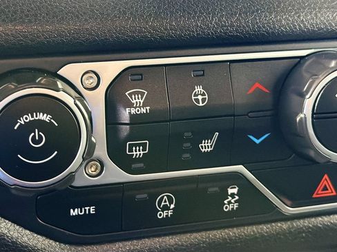 Used 2024 Jeep Wrangler Sport AWD/4WD image 20