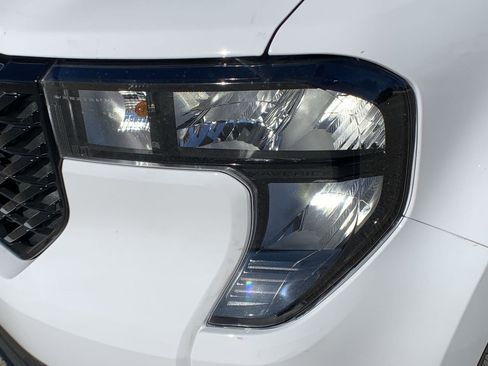 New 2025 Ford Maverick XLT w/ XLT Luxury Package image 11