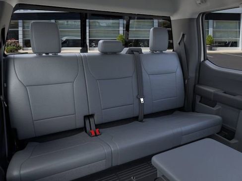 New 2025 Ford F550 4x4 Supercab Super Duty image 11