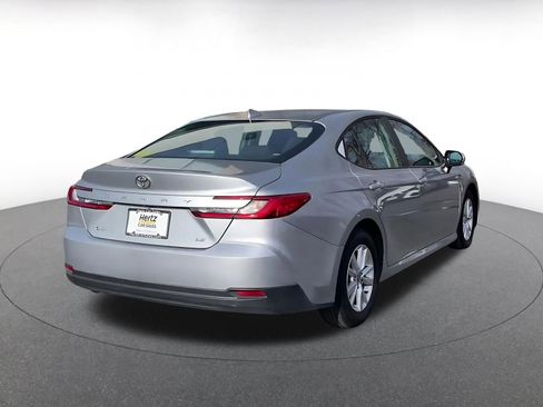 Used 2025 Toyota Camry LE image 14
