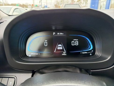 Used 2025 Hyundai Venue SE image 22