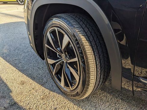 New 2026 Volkswagen Atlas Cross Sport SEL Premium R-Line image 29