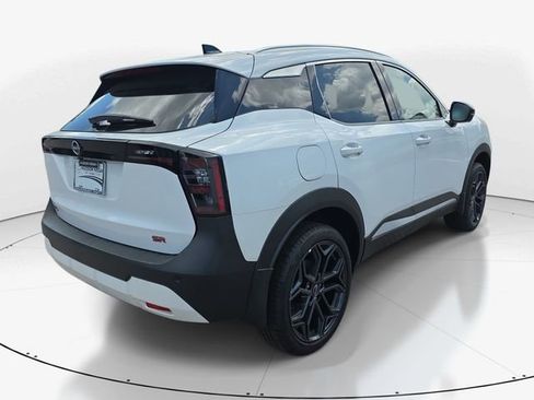 New 2026 Nissan Kicks SR FWD image 10