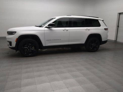 Used 2021 Jeep Grand Cherokee L Limited AWD/4WD image 2