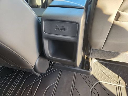 New 2026 Chevrolet Trax ACTIV w/ Sunroof Package FWD image 9