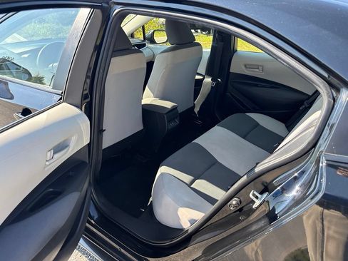 Used 2023 Toyota Corolla LE FWD image 35
