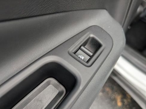 Used 2018 Jeep Renegade Limited w/ UConnect 8.4 Nav Group image 11