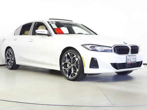 Certified 2025 BMW 330i Sedan w/ M Sport Package RWD image 4