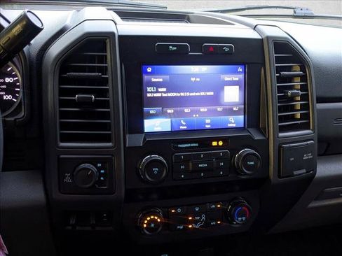 Used 2021 Ford F250 XL w/ STX Appearance Package image 9