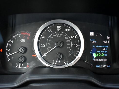 Used 2021 Toyota Corolla LE image 17