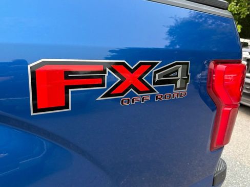Used 2018 Ford F150 Lariat w/ Equipment Group 502A Luxury AWD/4WD image 10
