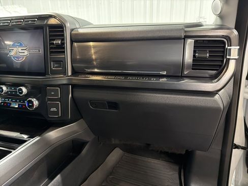 Used 2023 Ford F250 Lariat w/ Lariat Ultimate Package AWD/4WD image 21