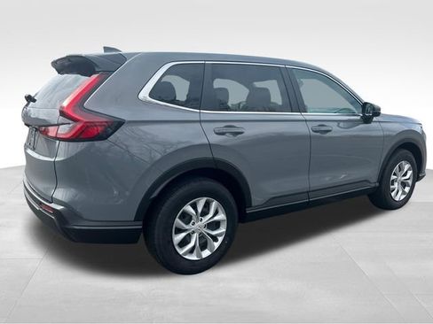 Used 2025 Honda CR-V LX image 6