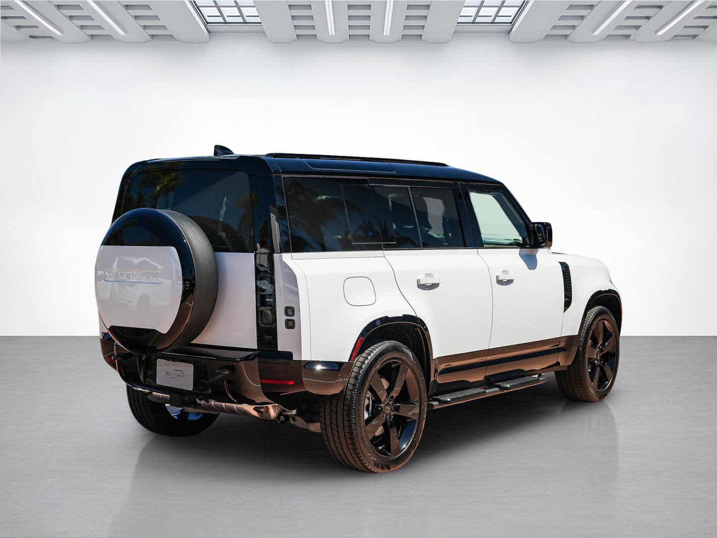 New 2026 Land Rover Defender 110 X-Dynamic SE AWD/4WD image 4