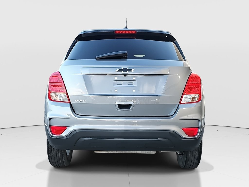Used 2020 Chevrolet Trax LS w/ Tint and Cruise Package FWD image 6