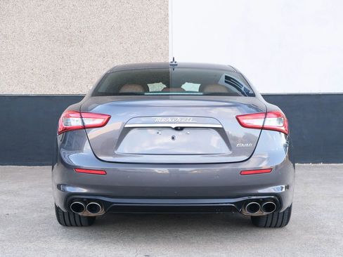 Used 2018 Maserati Ghibli Sedan 4D image 16