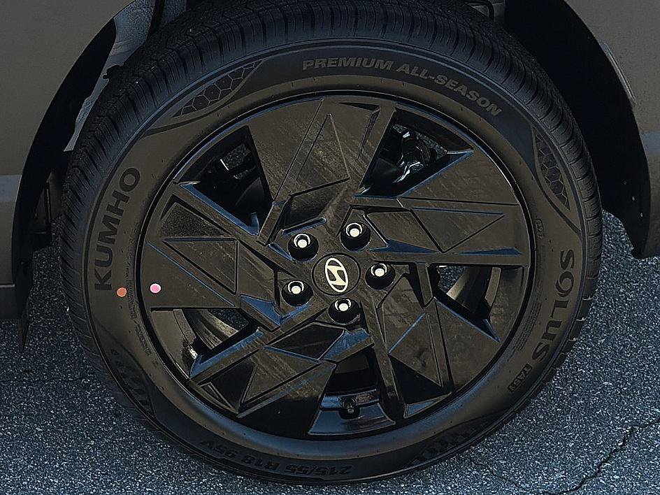 New 2027 Hyundai Kona SEL Sport FWD image 5