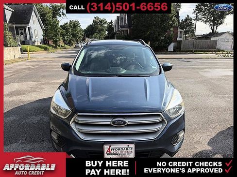 Used 2018 Ford Escape SE w/ SE Sync 3 Package FWD image 8