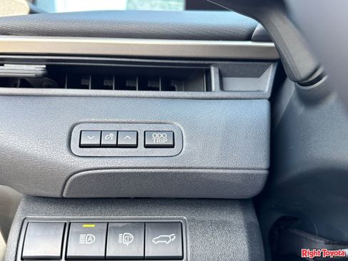 Certified 2026 Toyota bZ FWD image 30