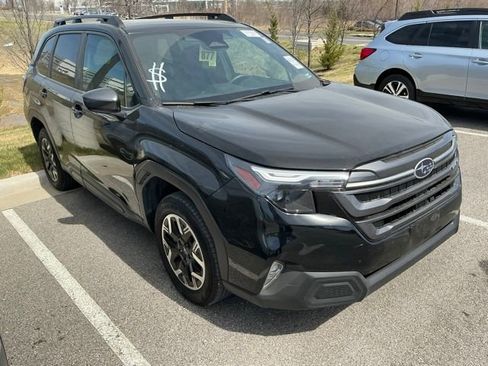 Certified 2025 Subaru Forester Premium image 4