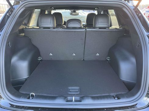 New 2026 Jeep Compass Latitude image 18