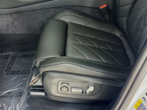 New 2026 BMW X5 xDrive50e w/ M Sport Package image 20