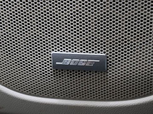 Used 2023 GMC Acadia Denali w/ Denali Technology Package FWD image 23